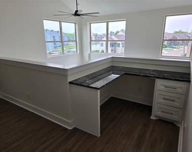 12255 Trail Hollow Drive - Photo Thumbnail 14