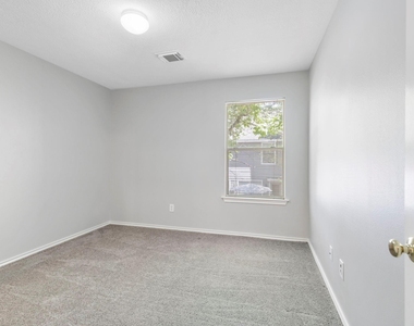 230 Blushwood Place - Photo Thumbnail 14