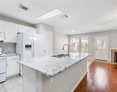 230 Blushwood Place - Photo Thumbnail 8