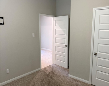 3115 Tanner Dell Court - Photo Thumbnail 28