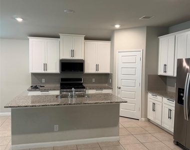 3115 Tanner Dell Court - Photo Thumbnail 5