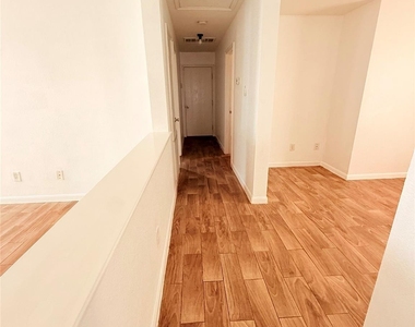 2918 Beacon Grove Street - Photo Thumbnail 8