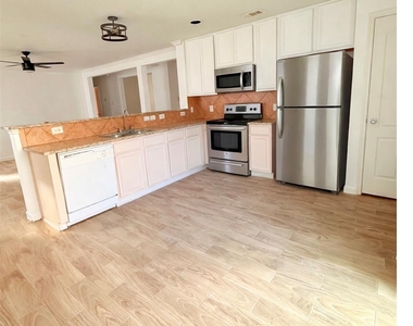 2918 Beacon Grove Street - Photo Thumbnail 1