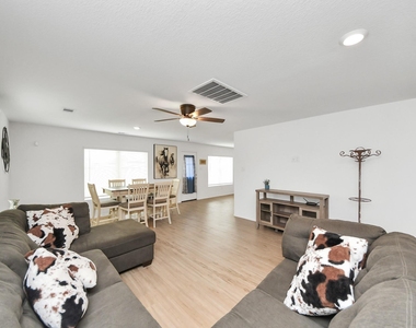 26915 Wilderye Cove Ln - Photo Thumbnail 3