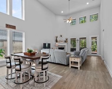 282 Sky Top Drive - Photo Thumbnail 13