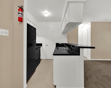 7211 Atwell - Photo Thumbnail 9