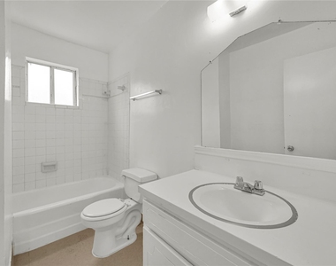 7211 Atwell - Photo Thumbnail 15