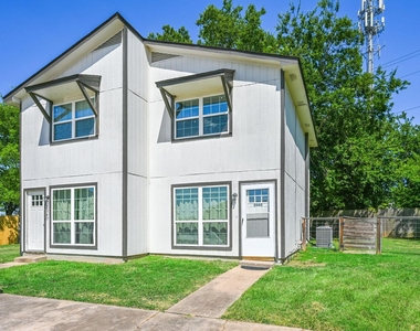 3345 Lodgepole Circle - Photo Thumbnail 1