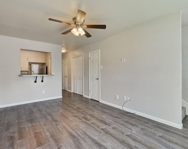 3345 Lodgepole Circle - Photo Thumbnail 2