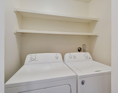 3345 Lodgepole Circle - Photo Thumbnail 7