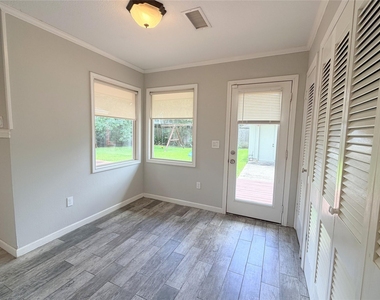 5019 Yarwell Drive - Photo Thumbnail 18