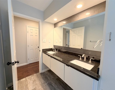 5019 Yarwell Drive - Photo Thumbnail 26