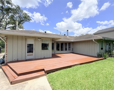 5019 Yarwell Drive - Photo Thumbnail 33