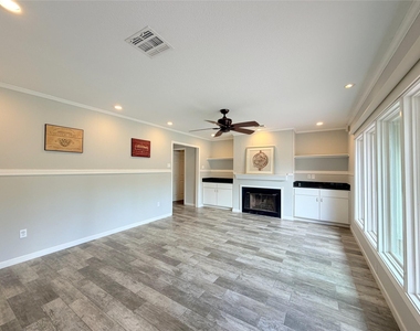 5019 Yarwell Drive - Photo Thumbnail 10