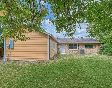5606 Elm Springs Drive - Photo Thumbnail 20