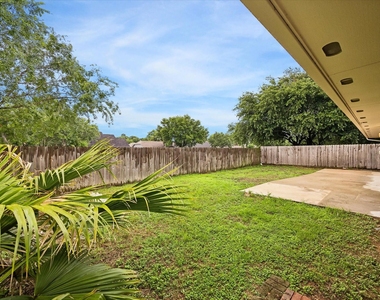 14718 Cypress Green Drive - Photo Thumbnail 34