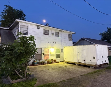 2808 Columbia Street - Photo Thumbnail 1