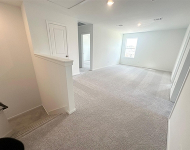 16477 Blossom Grove Drive - Photo Thumbnail 5