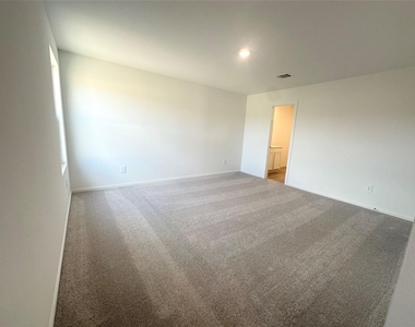 16477 Blossom Grove Drive - Photo Thumbnail 14