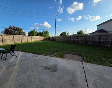 9526 Heflin Colony Drive - Photo Thumbnail 40