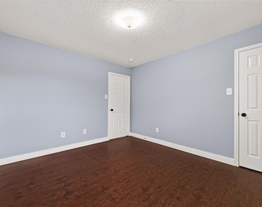 9526 Heflin Colony Drive - Photo Thumbnail 38
