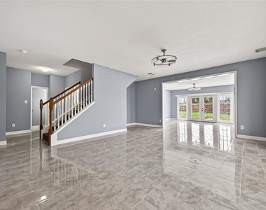 9526 Heflin Colony Drive - Photo Thumbnail 5