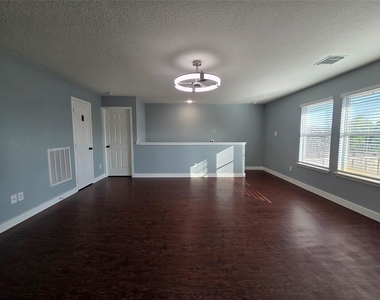 9526 Heflin Colony Drive - Photo Thumbnail 23