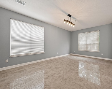 9526 Heflin Colony Drive - Photo Thumbnail 2
