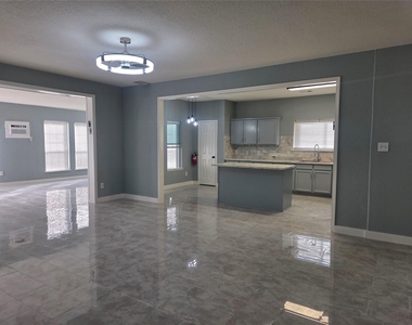 9526 Heflin Colony Drive - Photo Thumbnail 9