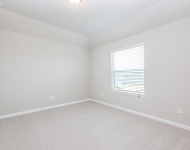 3018 Tres Olivos Dr - Photo Thumbnail 10