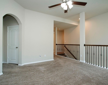 239 Biltmore Loop - Photo Thumbnail 22