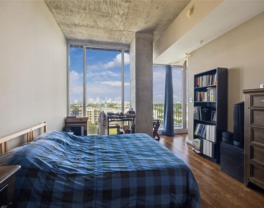 5925 Almeda Road - Photo Thumbnail 12
