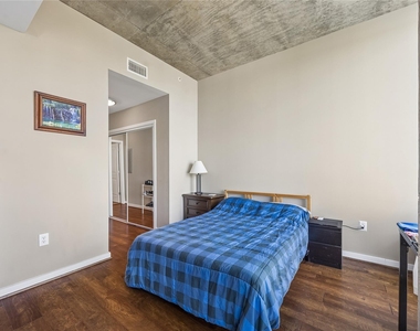 5925 Almeda Road - Photo Thumbnail 13