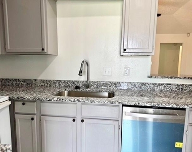 13518 Townwood Drive - Photo Thumbnail 14