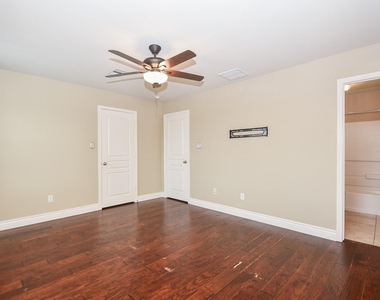 16843 Mammoth Springs Drive - Photo Thumbnail 15