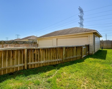 16843 Mammoth Springs Drive - Photo Thumbnail 26