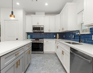 1515 Egypt Street - Photo Thumbnail 13
