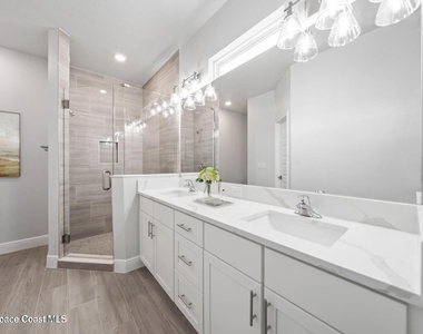 407 Cellini Avenue Ne - Photo Thumbnail 13