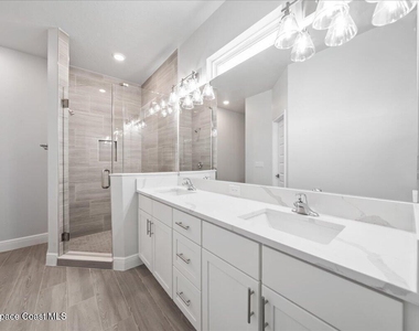407 Cellini Avenue Ne - Photo Thumbnail 12