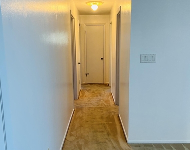 355 S Bel Aire Drive S - Photo Thumbnail 3