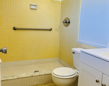 355 S Bel Aire Drive S - Photo Thumbnail 4