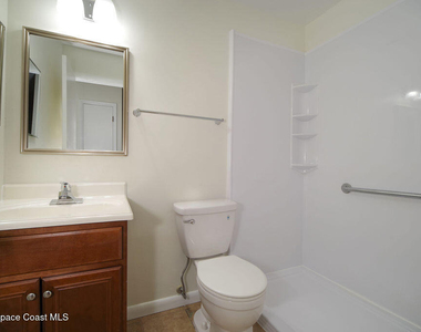 765 Cleaves Street Se - Photo Thumbnail 8