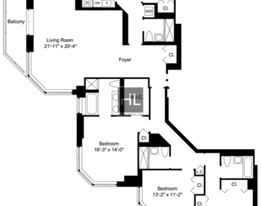 East 79th Street - Photo Thumbnail 3