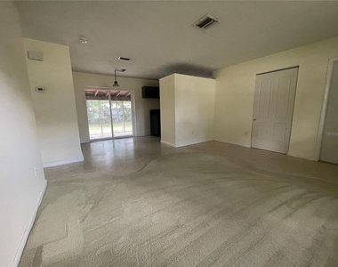 1324 Whitewood Drive - Photo Thumbnail 4