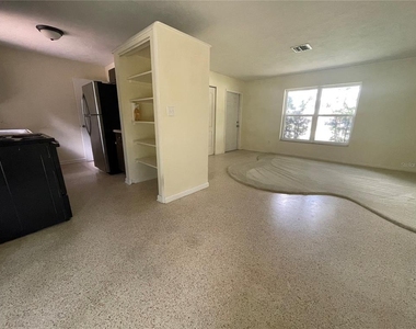 1324 Whitewood Drive - Photo Thumbnail 5