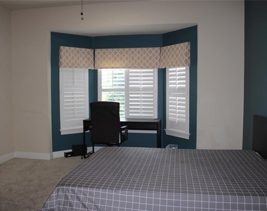 4961 Anniston Circle - Photo Thumbnail 3