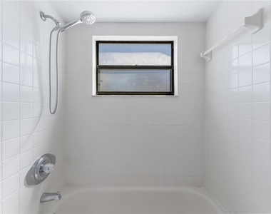 5201 Bellefield Drive - Photo Thumbnail 14