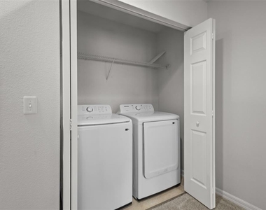 2972 Royal Tuscan Lane - Photo Thumbnail 21