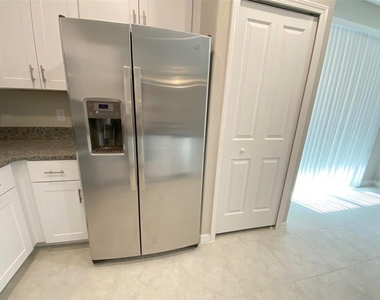 8533 Reedville Street - Photo Thumbnail 4