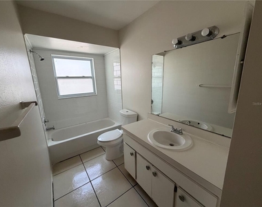176 Margie Street - Photo Thumbnail 5